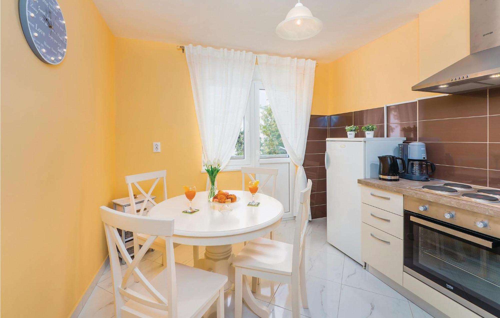 1 Bedroom Gorgeous Apartment In Opatija Eksteriør bilde