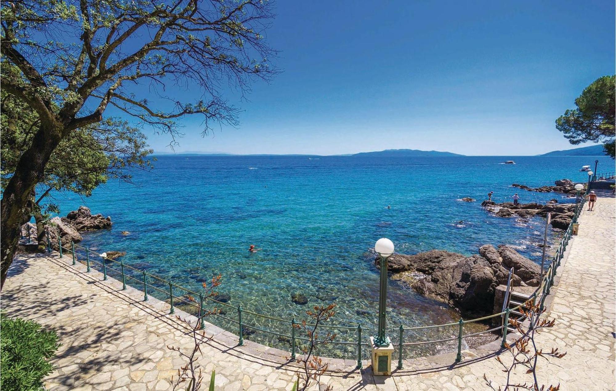1 Bedroom Gorgeous Apartment In Opatija Eksteriør bilde